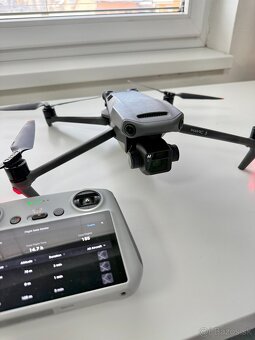 DJI MAVIC 3 + DJI RC - 10