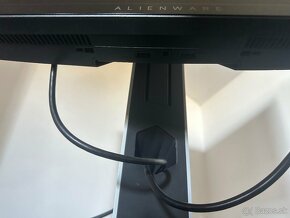 27" DELL Alienware AW2720HFA, 240hz 1ms RGB - 10