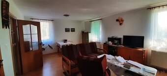 RD Štola s 2 apartmanmi a bytom na poschodí, pozemok 1132 - 10