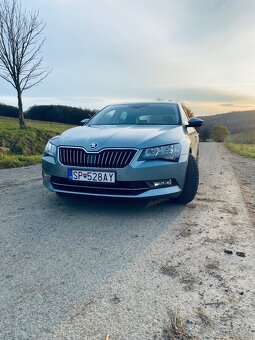 Škoda superb - 10