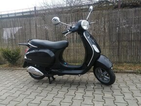 Piaggio Vespa LX 125 rok 2007 - 10