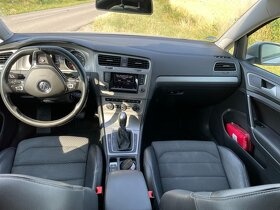 Volkswagen GOLF 2,0 Tdi 110kw, r.2015 - 10