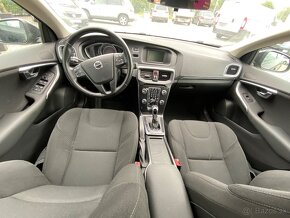 VOLVO V40 2.0d - 10