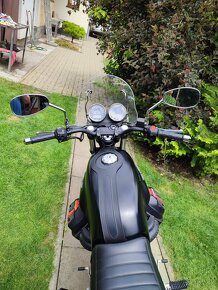 Moto Guzzi V750 III Special 2018 10500km - 10