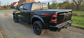 DODGE RAM 1500 LARAMIE 4X4 5.7 HEMI 2020 V8 401KM - 10