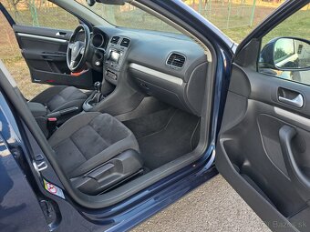 Volkswagen Golf 1.6TDi 4Motion - 10