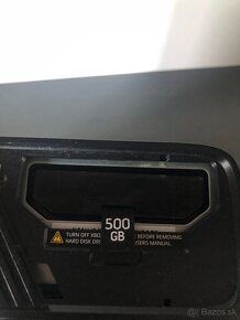 Xbox 360 E - 10