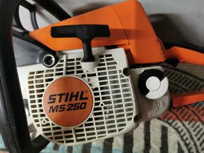 Stihl ms 250 motorova pila - 10