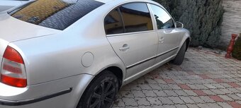 Skoda Superb 1 2.5 automat - 10