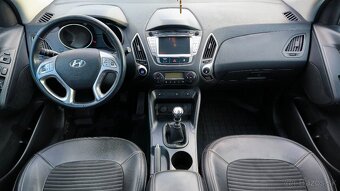 Hyundai ix35 2,0 CRDi 4x4 160 tisíc km - 10