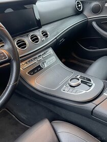 Mercedes Benz E 220cdi,143kw 4matic A/T - 10