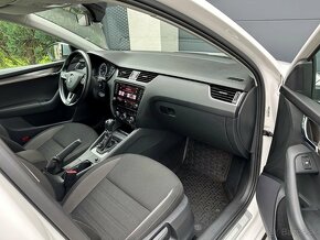 Škoda Octavia Combi 2.0 TDI Scout DSG 4x4 - 10