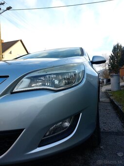 Opel Astra Sports Tourer - 10