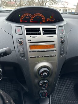 Toyota yaris 1.33 74kw 6st manuál klíma - 10