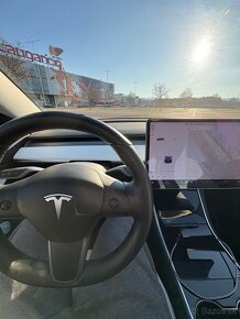 Model 3 2019 75kWh Long Range AWD - 10