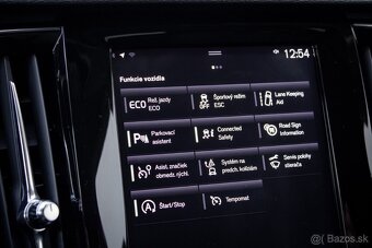 Volvo v90 D4 140kw 8s automat r.v. 2017 - 10