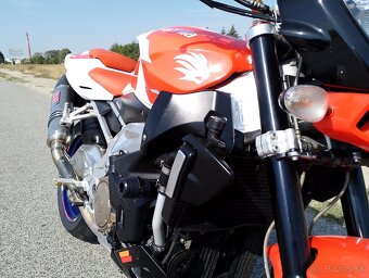 Aprilia tuono 1000 R - 10