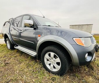 Mitsubishi L200 2.5 DI-D Double Cab Invite Navijáky, Webasto - 10