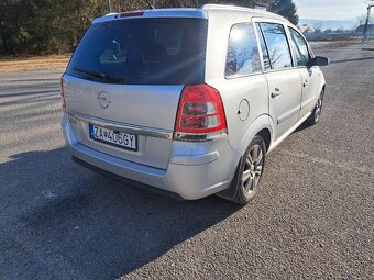 Opel Zafira 1.9 cdti Automat 7miest - 10