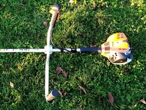 Krovinorez Stihl fs 70C - 10