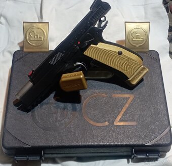 CZ 75 SP-01 Shadow 9x19, 9mm luger - 10