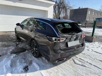 Opel Insignia - 10