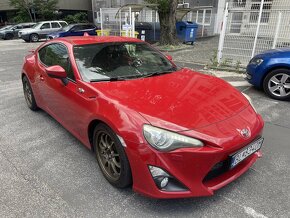 Toyota GT86 Coupe - 10