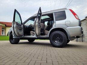 NISSAN X TRAIL 4X4 - 10