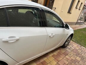 Predám Opel Insignia 2,0 CDTI  Hatchback diesiel - 10