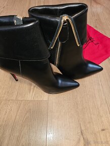 Predam Christian louboutin - 10