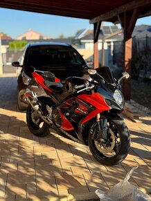 Suzuki GSX-R 1000 K7 - 10