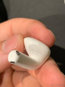 Apple AirPods 4 ANC - 10