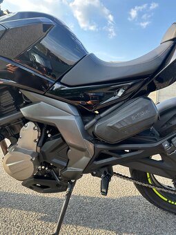 CFMOTO 650NM black - 10