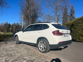 Bmw x1 drive 4x4 2,0 diesel 130 kw r.v.2010 - 10