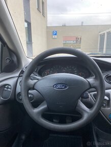 Ford Focus 1.4 55kw - 10