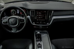 Volvo V60 Cross Country - 10