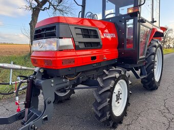 Japonský traktor KUBOTA GL 21 Diesel 3 válec, 21HP - 10