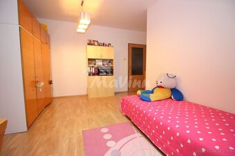 PREDAJ 6 izb DOM NEMŠOVÁ s pozemkom 329 m² - 10