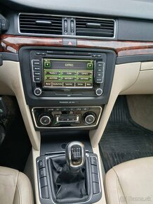 Škoda Superb 2.0 TDi 4x4 125kw panoráma - 10