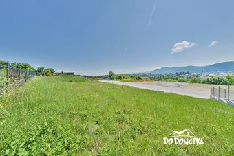 DO DOMČEKA | Slnečný pozemok s panoramatickým výhľadom v luk - 10