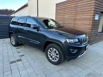 Jeep Grand Cherokee (WK2) - 10