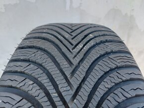 3 ks zimných pneumatík Michelin v rozmere 215/55 r17 - 10