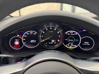 Porsche Cayenne 3.0i 2022/6 Platinum Edition “Chrono” DPH - 10