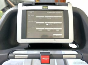 Profesionálny bežecký pás TECHNOGYM EXCITE RUN 700 LCD TV - 10