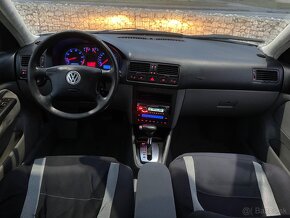 Predám Volkswagen Bora 2.3 vr5 110kw Automatic r.v99 BASIS - 10