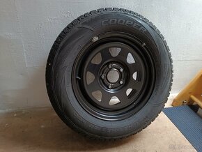 Cooper Weather-Master WSC 215/65R16 - 10