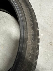 255/35 R21 98V Pirelli Winter Sottozero 3 - 10