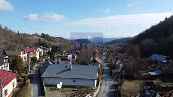 Ponúkame na predaj stavebný pozemok na rodinný dom, 520 m2  - 10