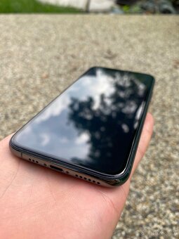 iPhone 11 pro - baterie 100% green - 10