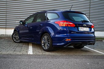 Ford Focus Kombi 1.5 EcoBoost ST Line - 10